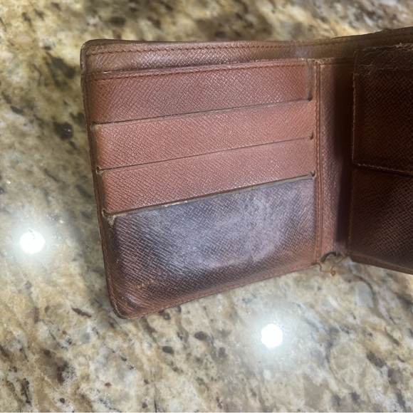 Authentic Vintage LOUIS Vuitton LV Monogram Short Bifold Wallet - Picture 9 of 16